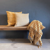 Wollkissen / Kissenbezug aus Merinowolle Burel Factory 'Cross Draped' bernsteingelb 50x50