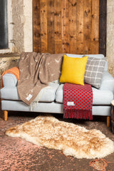 Wolldecke / Plaid aus Wolle Tweedmill 'Animal Jacquard Pheasant' brown 130x180