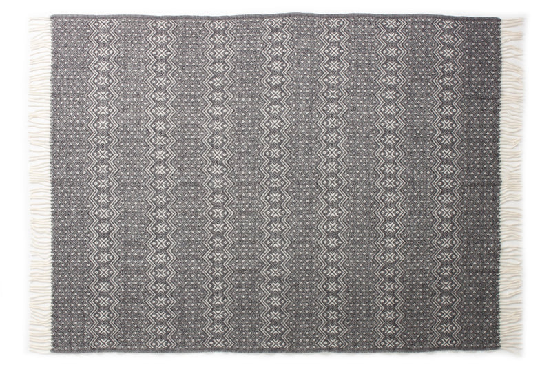 Wolldecke / Plaid aus Wolle Arctic 'Nordic' grey 130x200 – LIVARTE