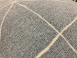 Wollkissen / Kissenbezug aus Wolle Tumar 'Aigul' Geo graublau mit Muster 50x50