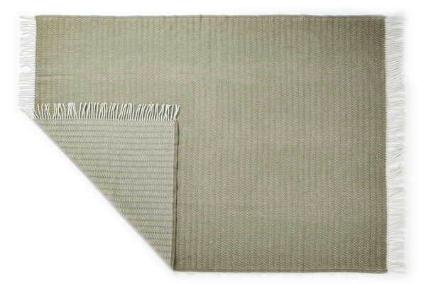 Wolldecke / Plaid aus Wolle Arctic 'Saga' olive 130x200