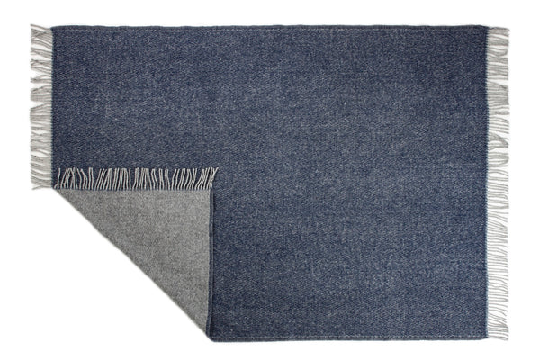 Wolldecke / Plaid aus Wolle Arctic 'Viva' blue 130x200