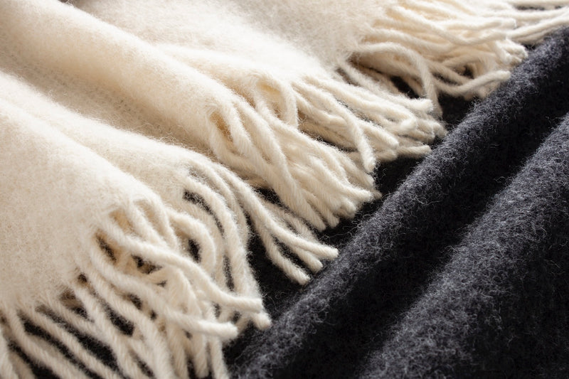 Wolldecke / Plaid aus Wolle Arctic 'Solid' creme 130x200